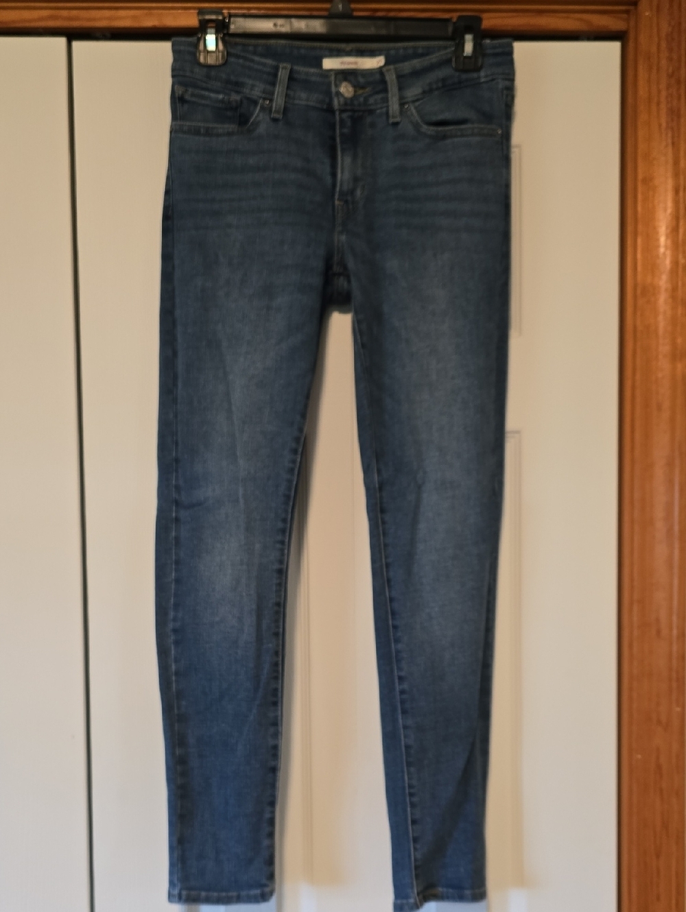 Size 27 Levis 711 Skinny Jeans